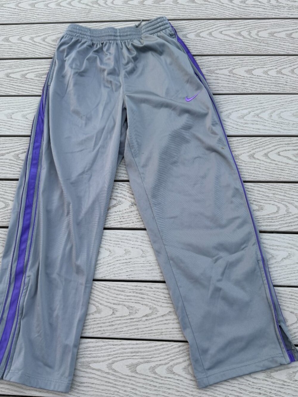 Nike Men’s Medium Gray Athletic Track Pants Purple Stripe Swoosh Activewear